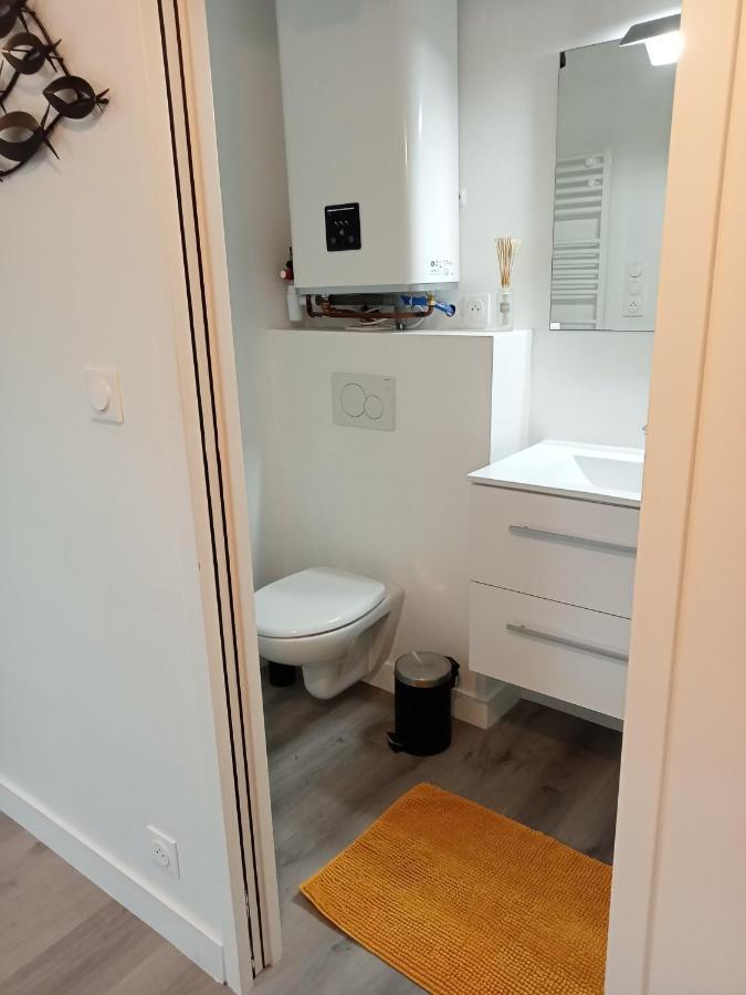 Appartement Sous Les Toits De Dinan Extérieur photo