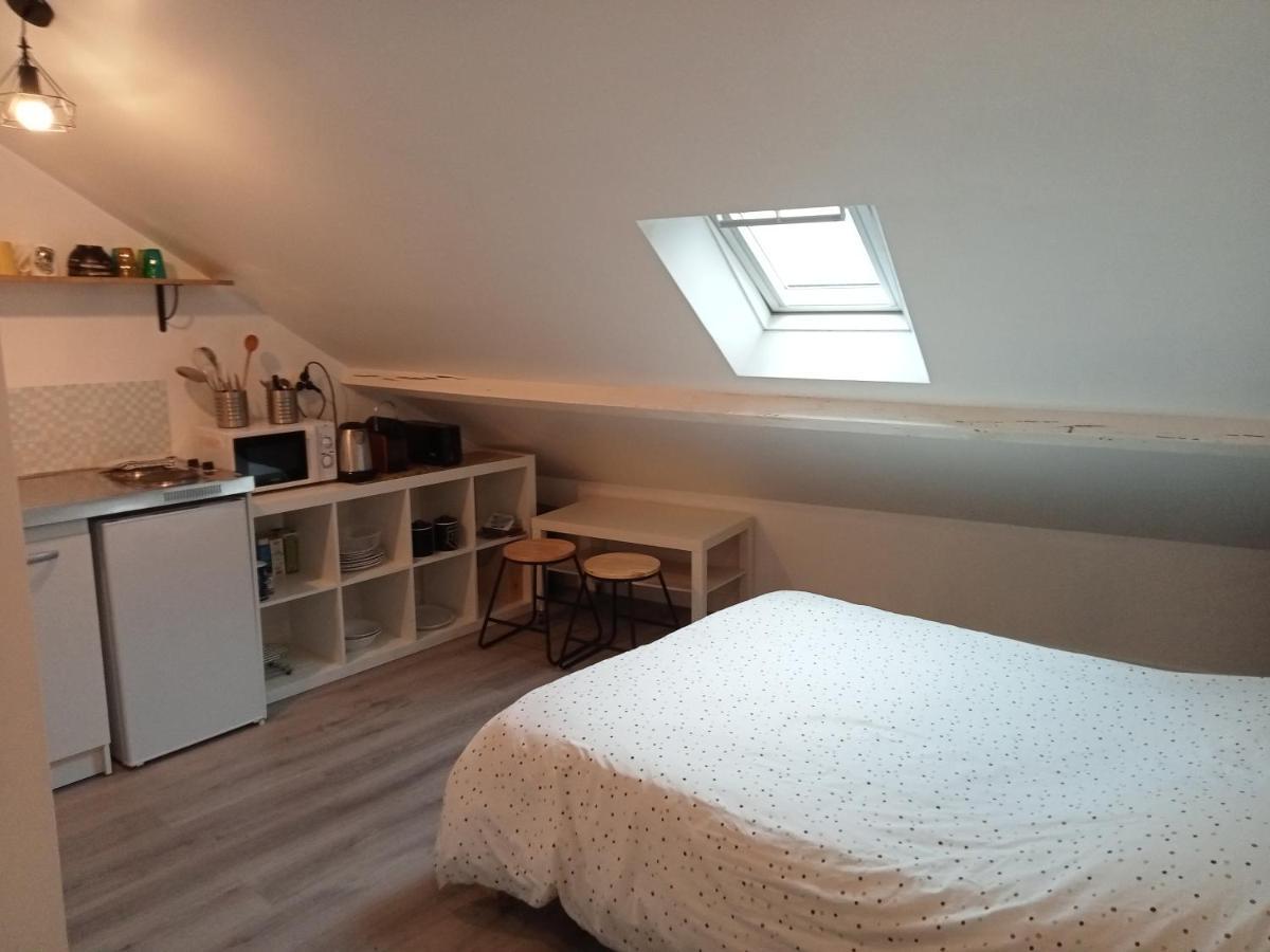 Appartement Sous Les Toits De Dinan Extérieur photo
